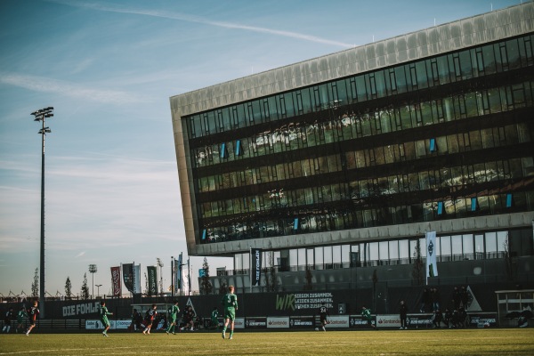 Fohlenplatz / Trainingsgelände am BORUSSIA-PARK Platz 10 - Mönchengladbach