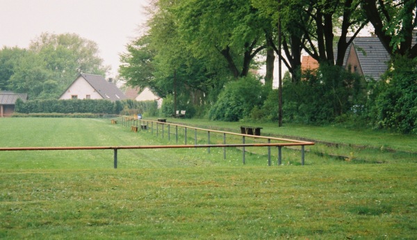 Sportplatz Schönebecker Straße - Bremen-Grohn