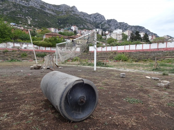 Stadiumi Kastrioti - Krujë