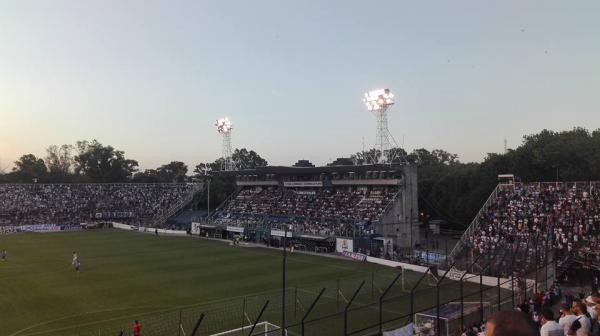 Estadio Juan Carmelo Zerillo - La Plata, BA