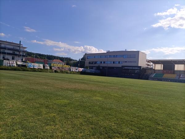 Walter-Niederkofler-Stadion - Hart bei Graz