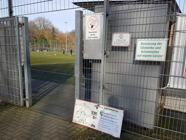 Stadion Vegesack Nebenplatz 1 - Bremen-Vegesack