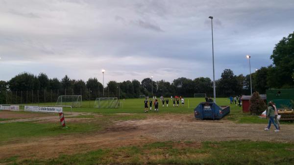 Sportanlage Hiddestorfer Straße B-Platz - Hemmingen/Niedersachsen-Arnum