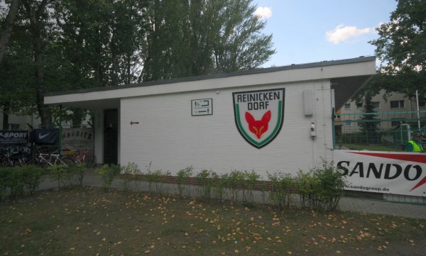 Sportplatz Freiheitsweg - Berlin-Reinickendorf