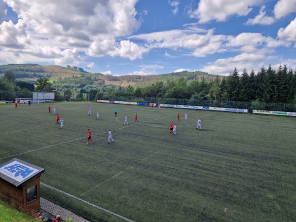 Waldstadion - Kirchhundem-Nieder-Albaum