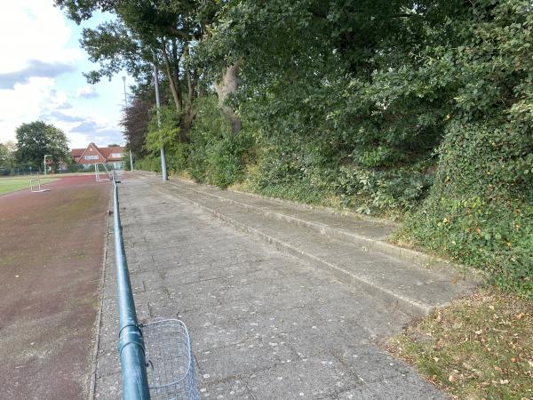 Sportplatz an der Schule - Friedeburg