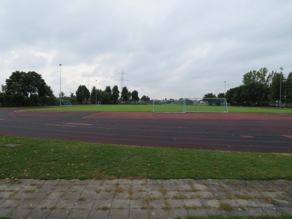 Schulsportanlage - Stadtbergen