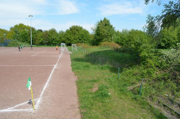 Rheinpreußenstadion Nebenplatz - Moers-Meerbeck