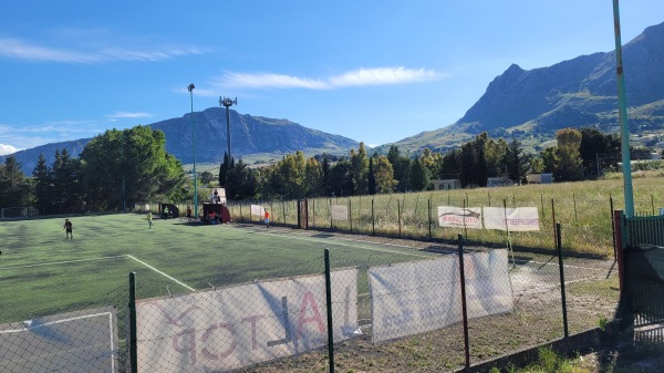 Stadio Comunale A. Li Cauli - Piana degli Albanesi