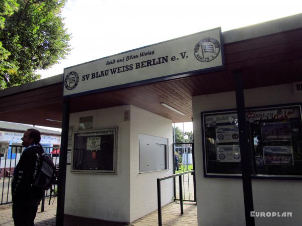 Sportplatz Rathausstraße - Berlin-Tempelhof