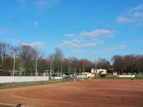 Revierparkstadion am Mattlerbusch - Duisburg-Röttgersbach