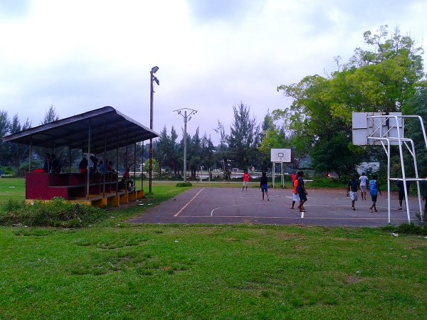 Kawenu Field - Port Vila