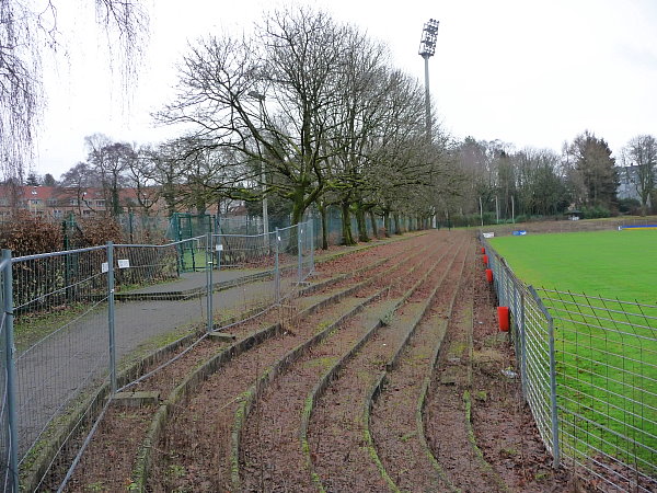 Stadion am Hermann-Löns-Weg - Solingen-Ohligs