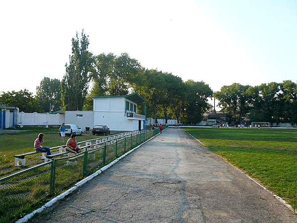 Stadionul Locomotiv - Bălți