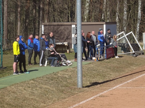 Heidesportplatz 2 - Klingenberg/Sachsen-Höckendorf