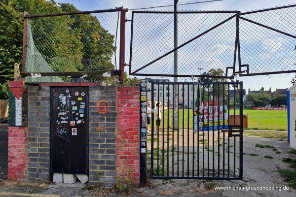 The Old Spotted Dog Ground - London-Forrest Gate, Greater London