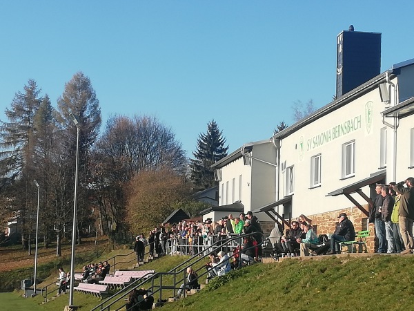 Ernst-Schneller-Stadion - Lauter-Bernsbach