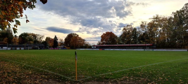 Helmut-Simnack-Stadion - Laatzen-Grasdorf