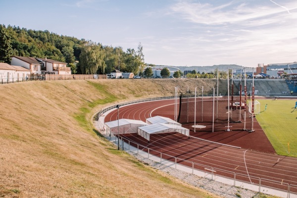Atletický stadion Karlovy Vary - Karlovy Vary-Tuhnice