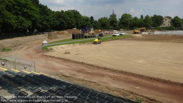 Stadion am Brentanobad - Frankfurt/Main-Rödelheim