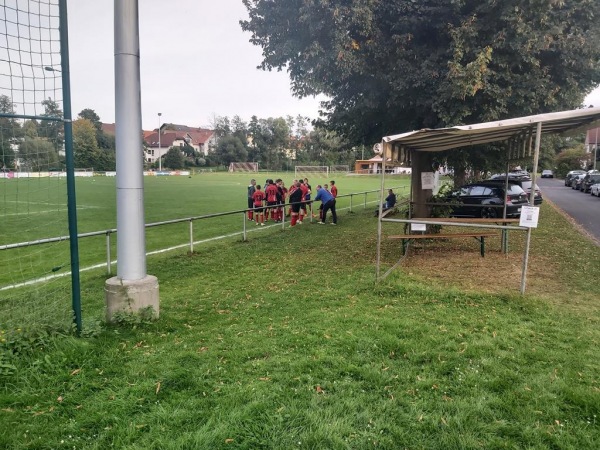 Sportplatz im Dorf - Flieden-Schweben