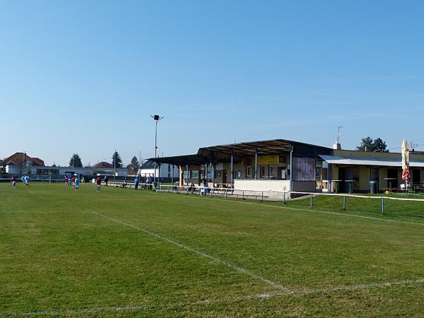 Hřiště Rosice nad Labem - Pardubice-Rosice nad Labem