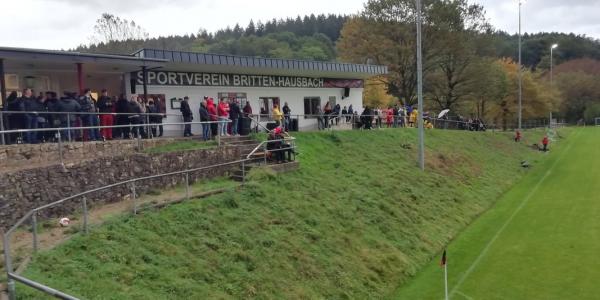 Sportplatz Im Hof - Losheim am See-Hausbach