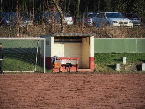 Revierparkstadion am Mattlerbusch - Duisburg-Röttgersbach