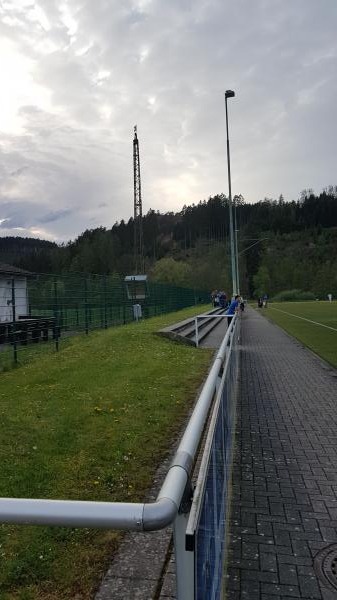 Sportplatz Blumenstraße - Finnentrop-Lenhausen
