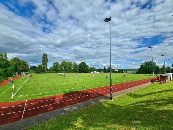 Sportplatz an der Oberschule - Claußnitz