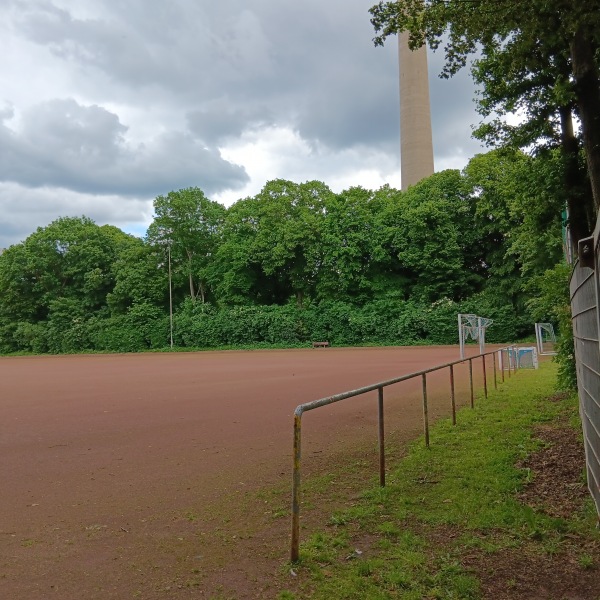 Prälat-Wolker-Anlage / Bezirkssportanlage Mitte - Köln-Ehrenfeld