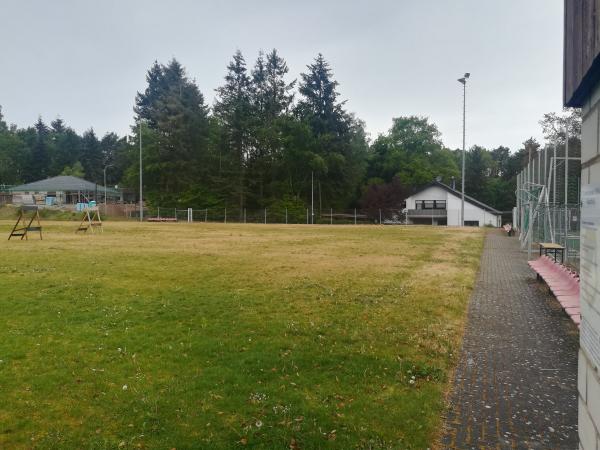 Sportplatz Hertlingshausen - Carlsberg-Hertlingshausen
