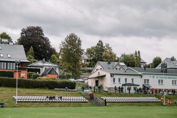 Ernst-Schneller-Stadion - Lauter-Bernsbach