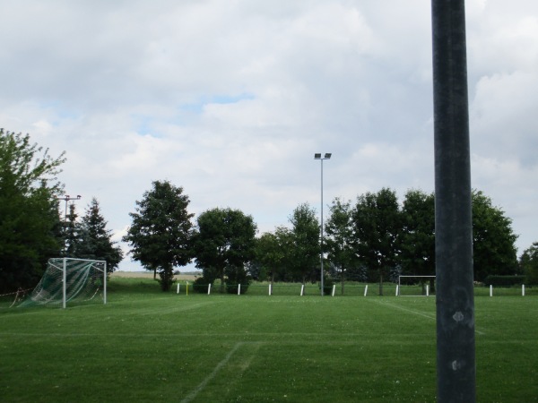 Sportplatz am Dorfgraben - Schönstedt