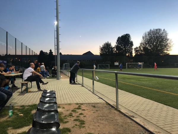 Stadion Heiliger Grund Nebenplatz - Meißen