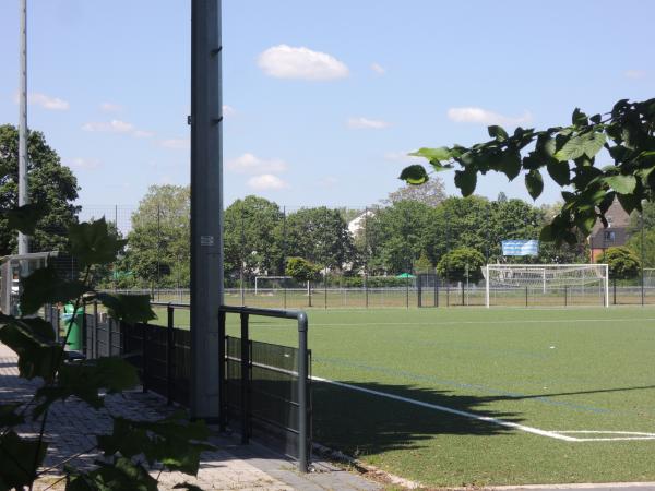 Sportanlage Pfortenstraße Platz 2 - Frankfurt/Main-Fechenheim