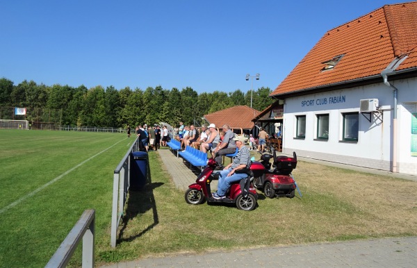 Fotbalové hřiště TJ Velké Bílovice - Velké Bílovice