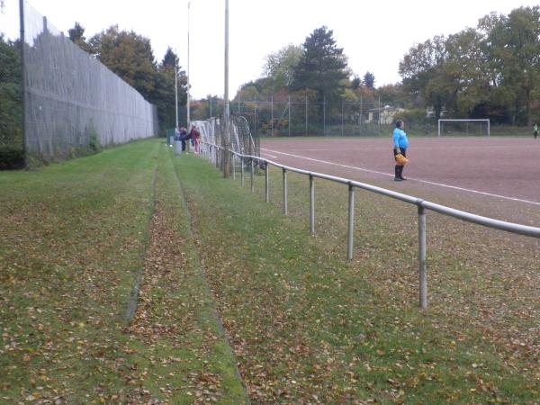 Sportplatz Lichtenauer Weg - Hamburg-Eißendorf