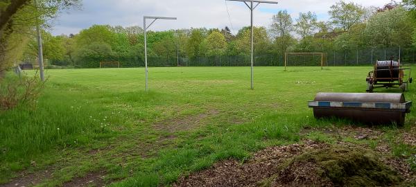 Freizeit- und Sportzentrum An'n Himmelsbarg Platz 2 - Moorrege-Heidrege