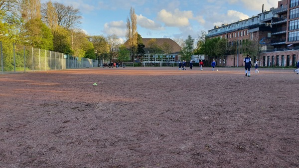 Sportplatz Klinikweg - Hamburg-Barmbek