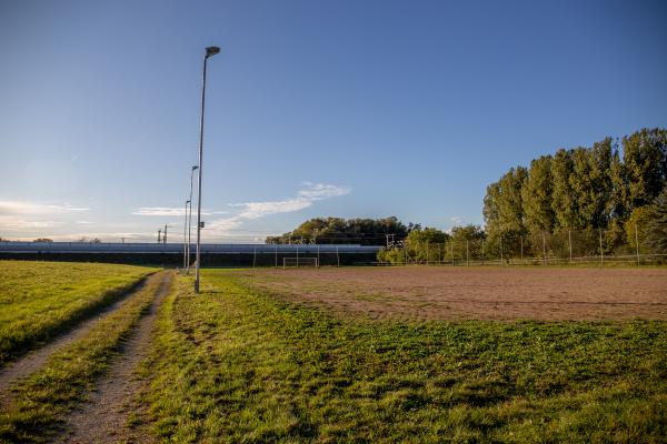 Karl-Reinlein-Stadion Nebenplatz 2 - Ebensfeld