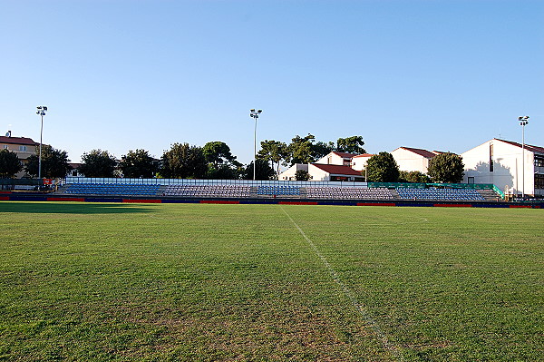 Stadion Lako - Novigrad