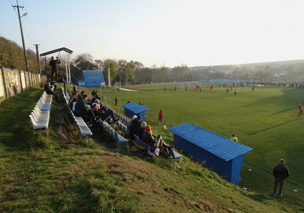 Futbalové ihrisko Veľké Zálužie - Veľké Zálužie