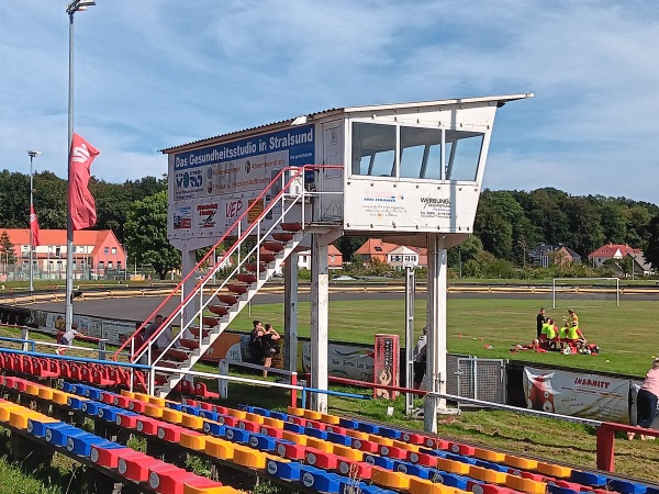 Paul-Greifzu-Stadion - Stralsund