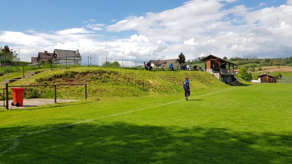 Hřiště Nová Ves nad Popelkou - Nová Ves nad Popelkou