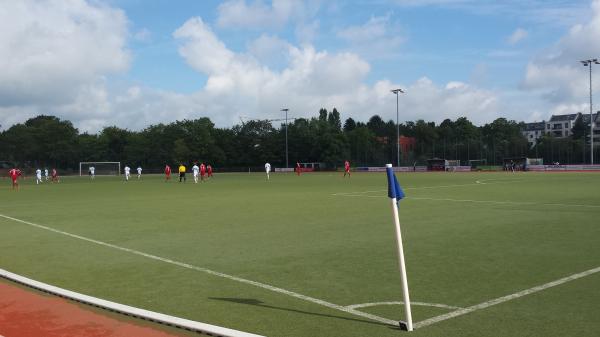 Bezirkssportanlage Schorlemerstraße - Düsseldorf-Niederkassel