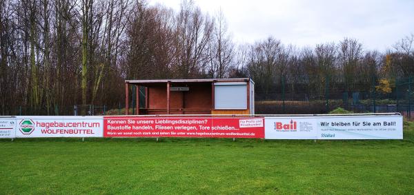 Sportplatz an der Kreisstraße - Wolfenbüttel-Adersheim