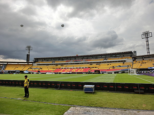 Estadio Nemesio Camacho - Bogotá