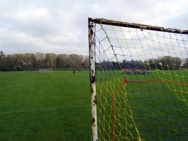 Hackney Marshes pitch N13 - Hackney Wick, Greater London