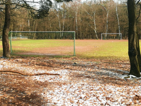 Sportplatz Heideweg - Hamburg-Neugraben